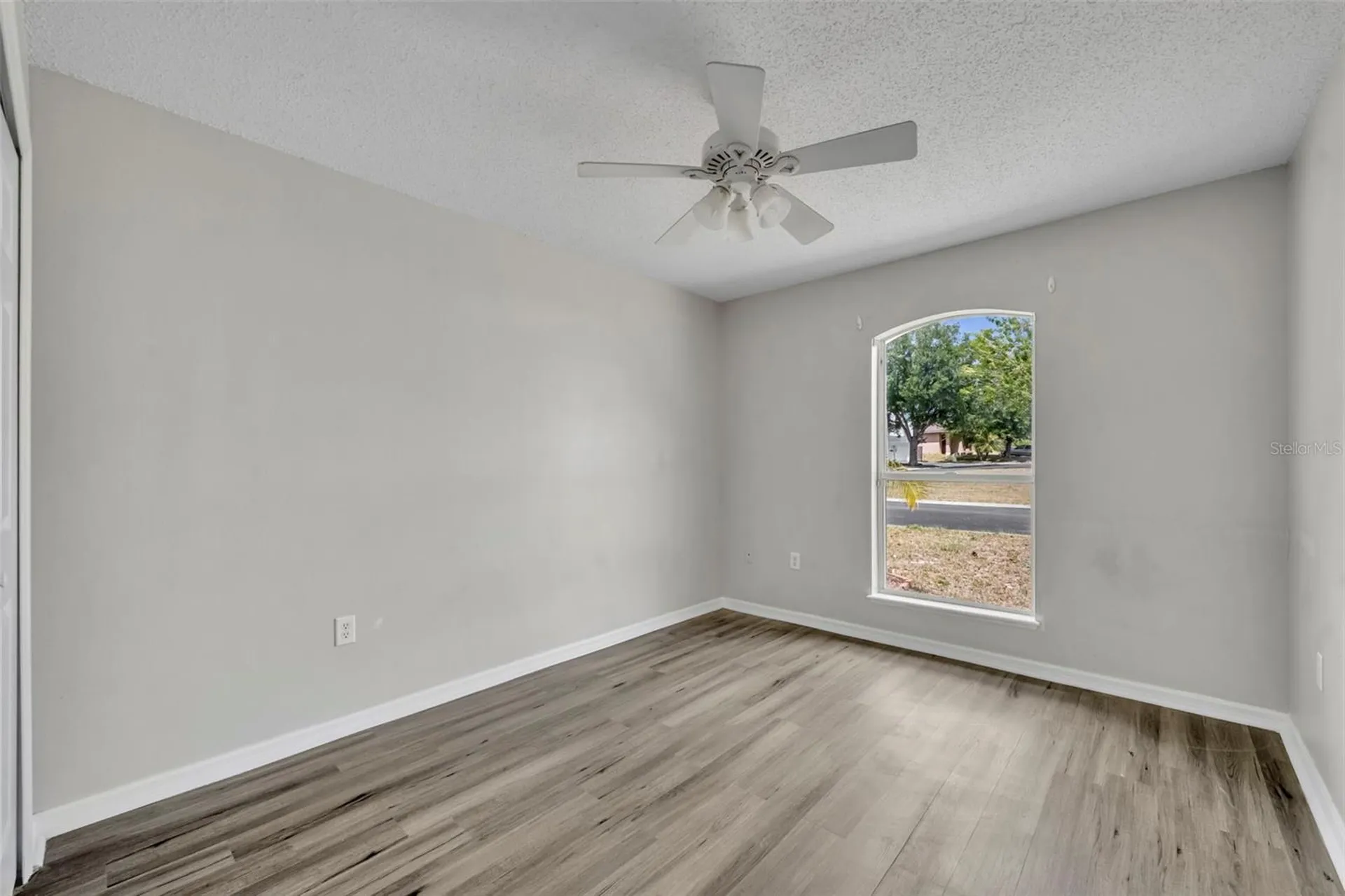 3147 Whispering Trails Street Winter Haven FL 33884
