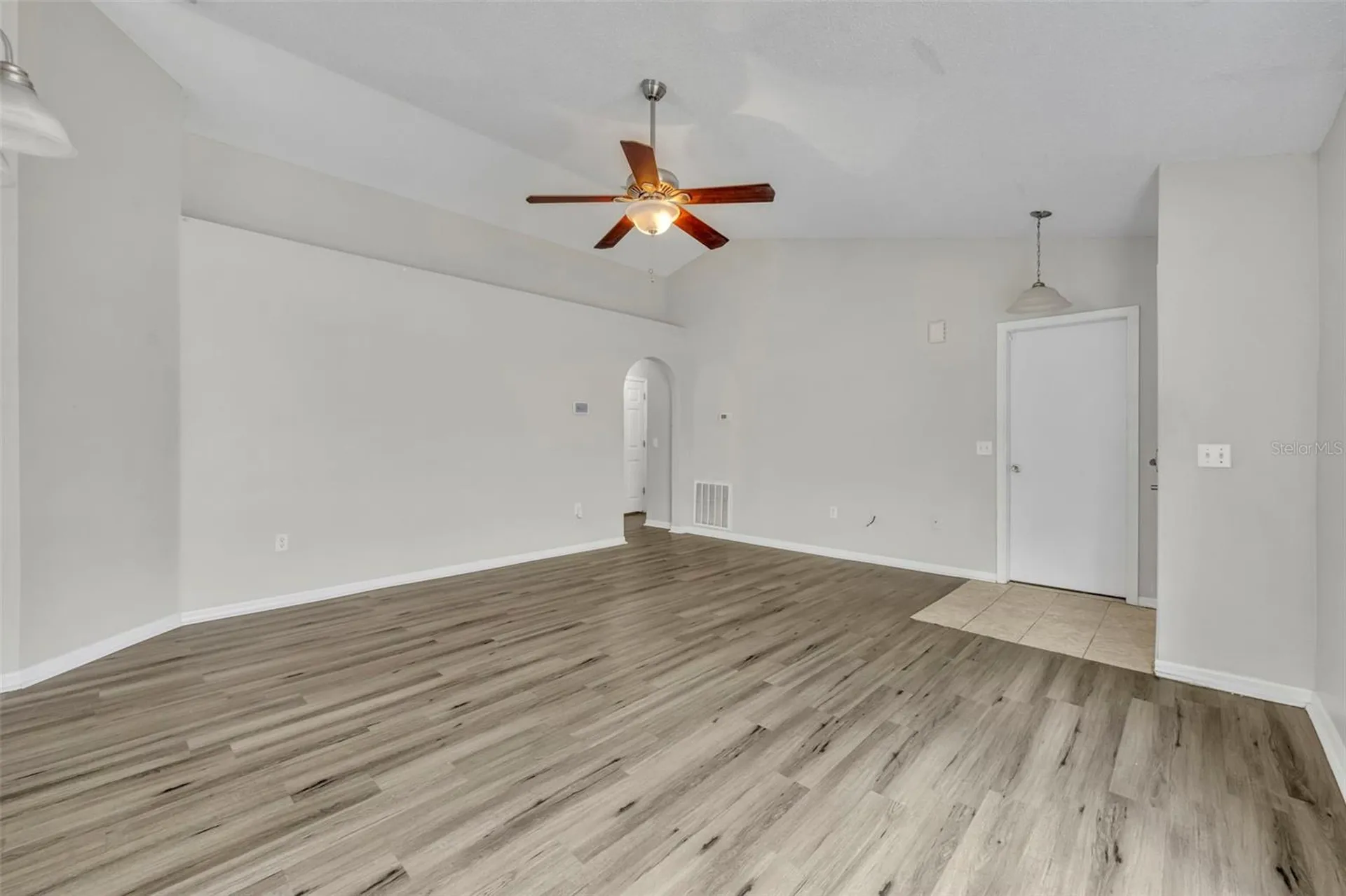 3147 Whispering Trails Street Winter Haven FL 33884