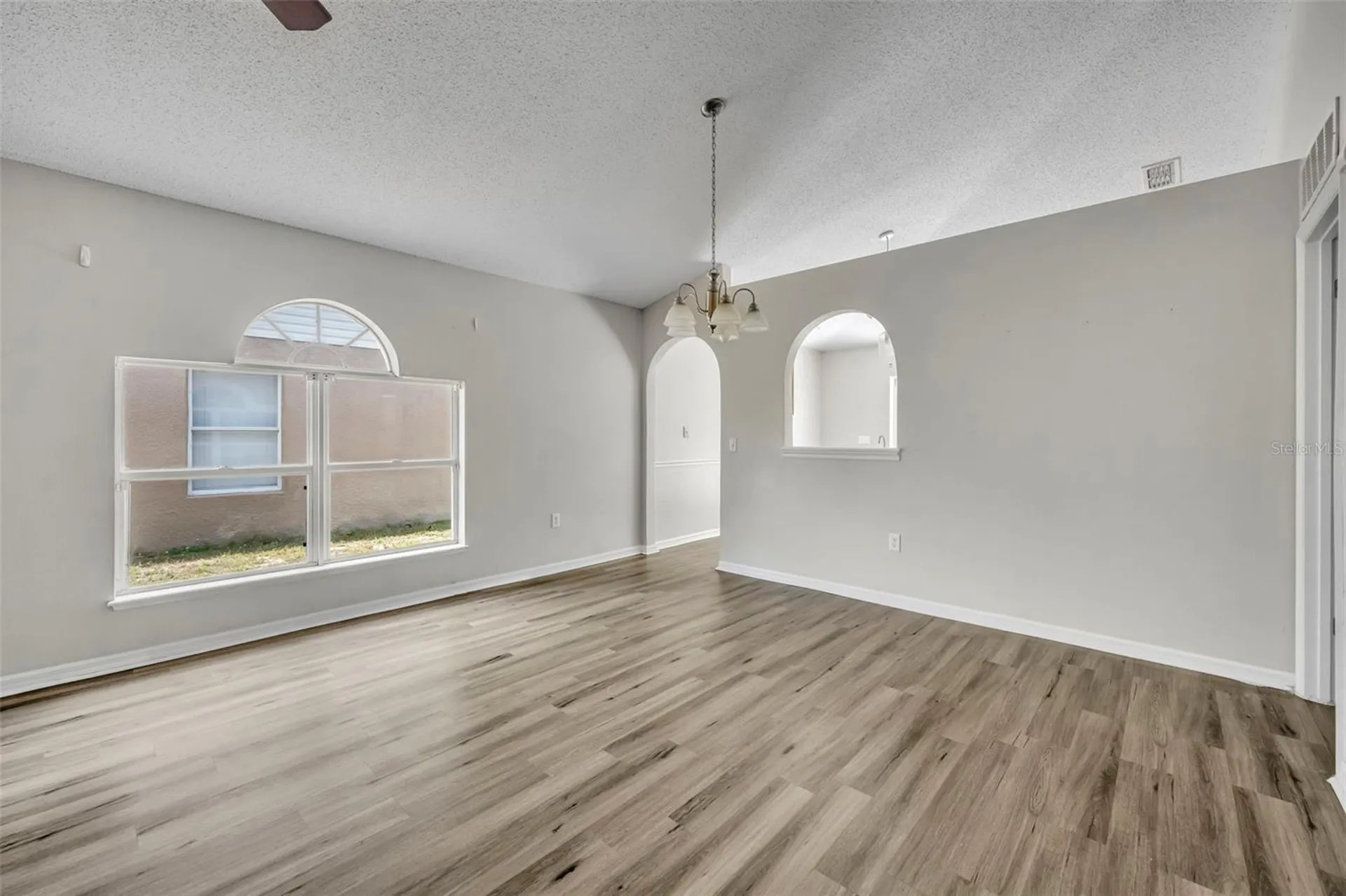 3147 Whispering Trails Street Winter Haven FL 33884