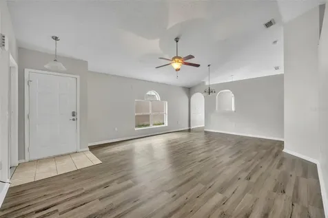 3147 Whispering Trails Street Winter Haven FL 33884