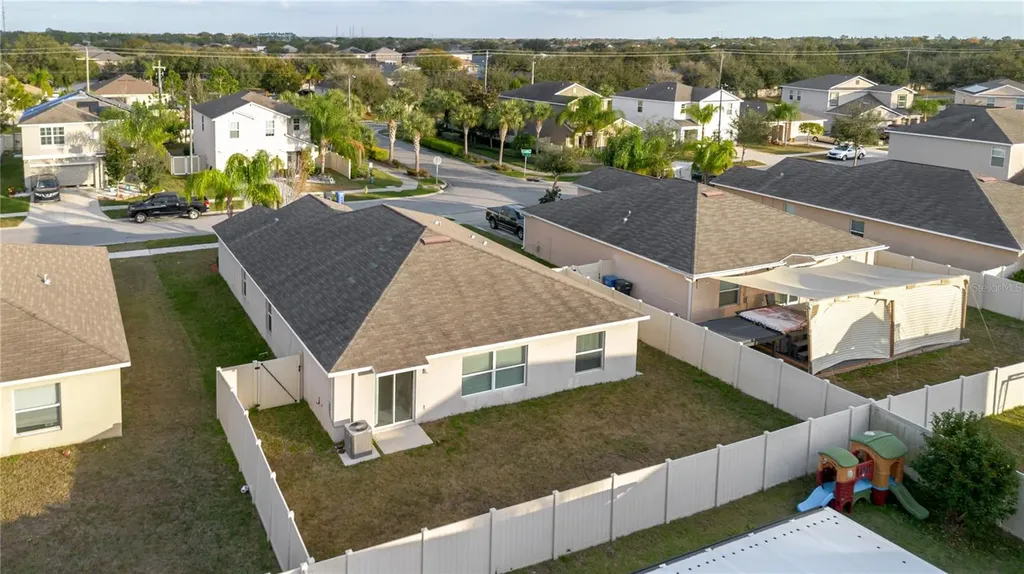 304 Cascade Bend Ruskin FL 33570