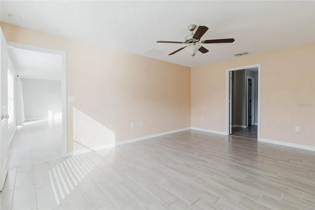 304 Cascade Bend Ruskin FL 33570