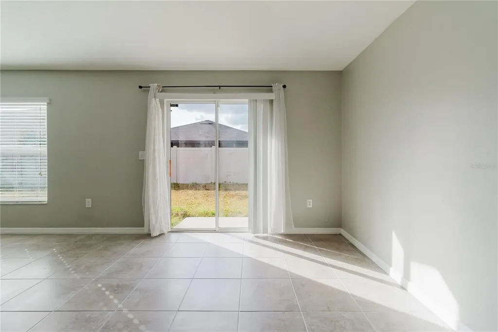 304 Cascade Bend Ruskin FL 33570