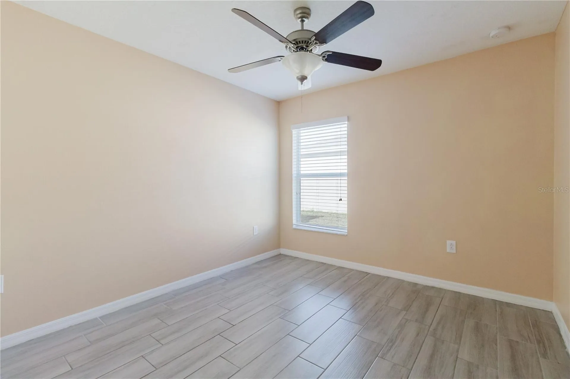 304 Cascade Bend Ruskin FL 33570