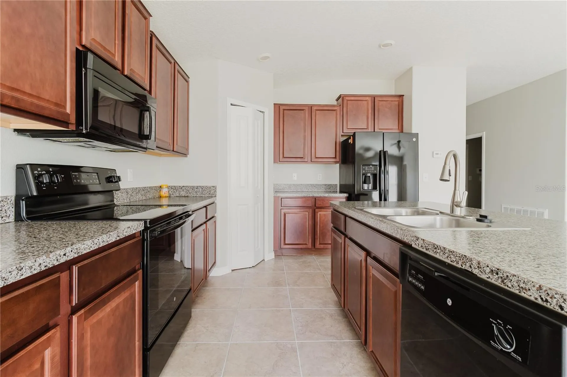 304 Cascade Bend Ruskin FL 33570
