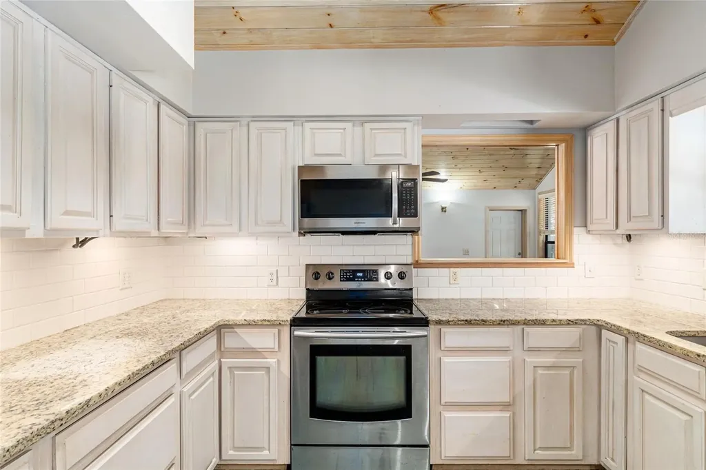 2023 SW 76th Terrace Gainesville FL 32607