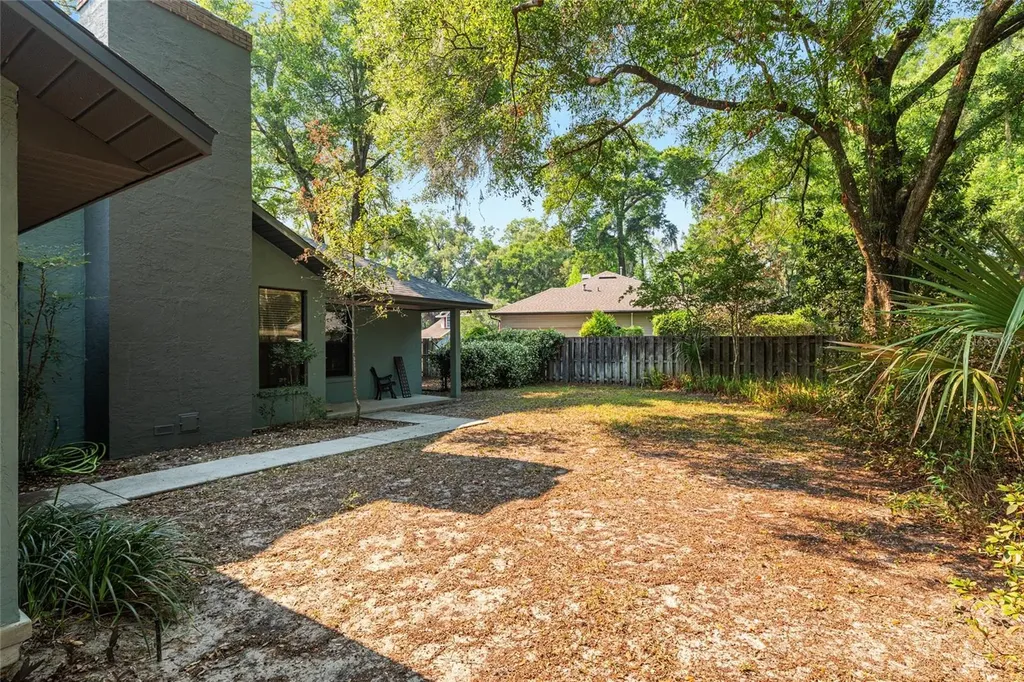 2023 SW 76th Terrace Gainesville FL 32607