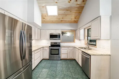 2023 SW 76th Terrace Gainesville FL 32607