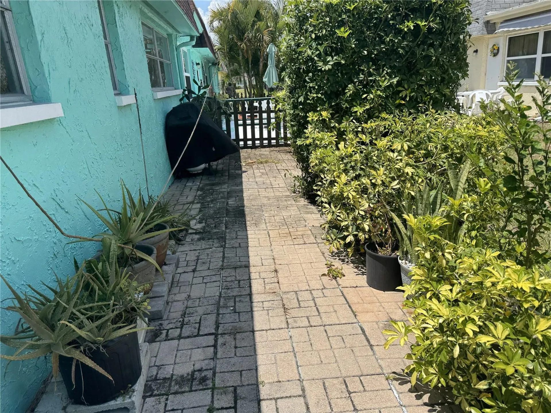 7007 Versailles N Pinellas Park FL 33781