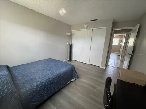 7007 Versailles N Pinellas Park FL 33781
