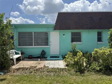 7007 Versailles N Pinellas Park FL 33781