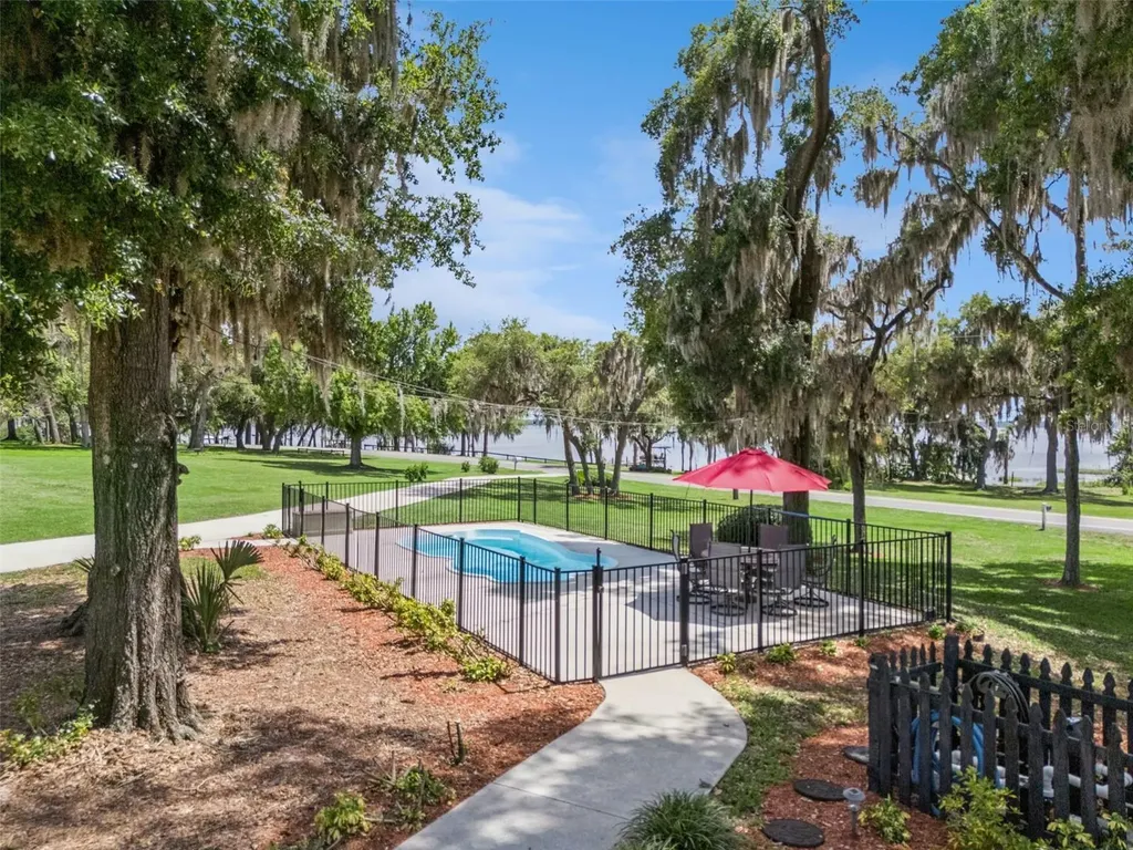10400 Lake Louisa Road Clermont FL 34711