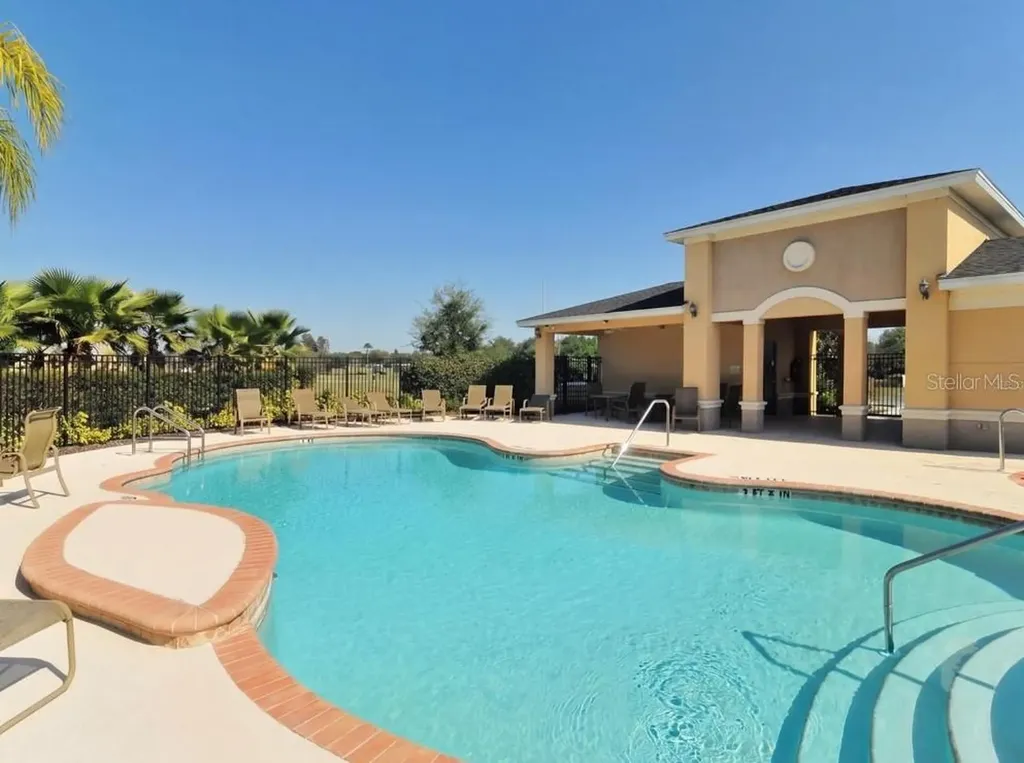 1346 Grantham Drive Sarasota FL 34234