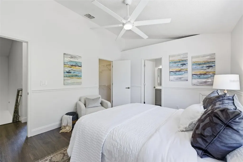 1555 Chateaux De Ville Court Clearwater FL 33764