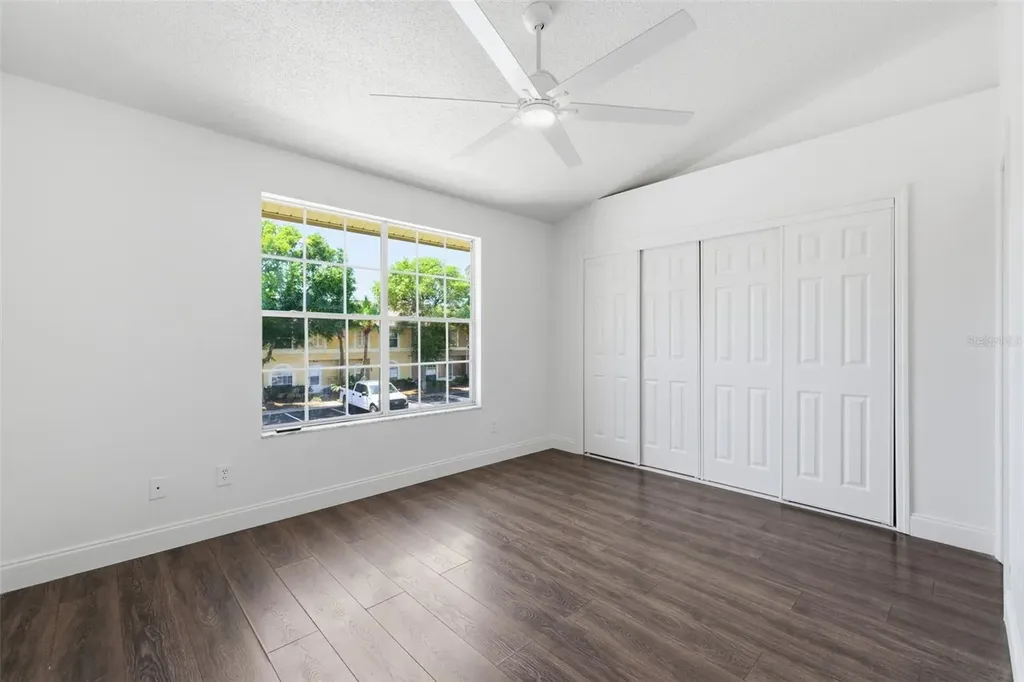 1555 Chateaux De Ville Court Clearwater FL 33764