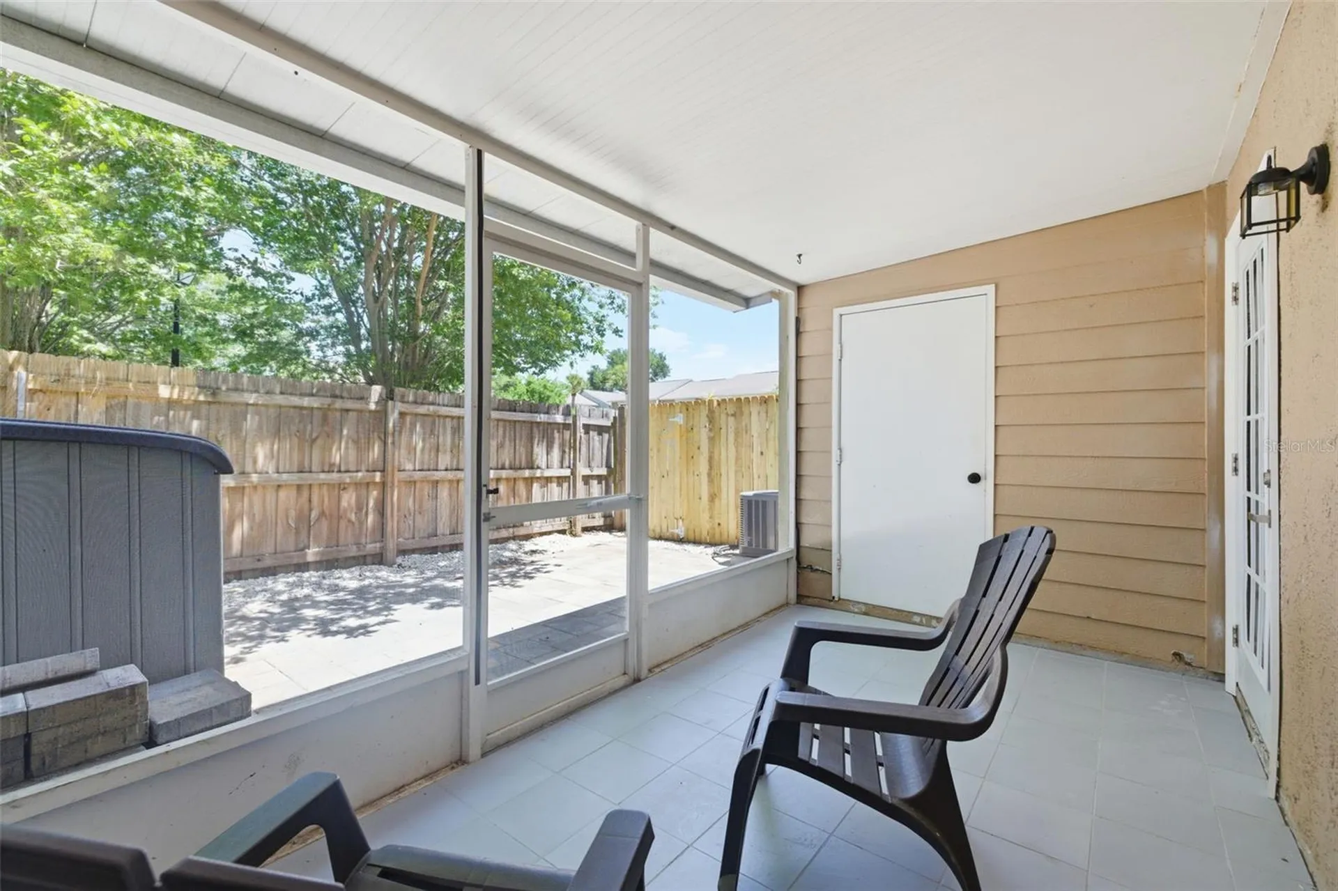 1555 Chateaux De Ville Court Clearwater FL 33764