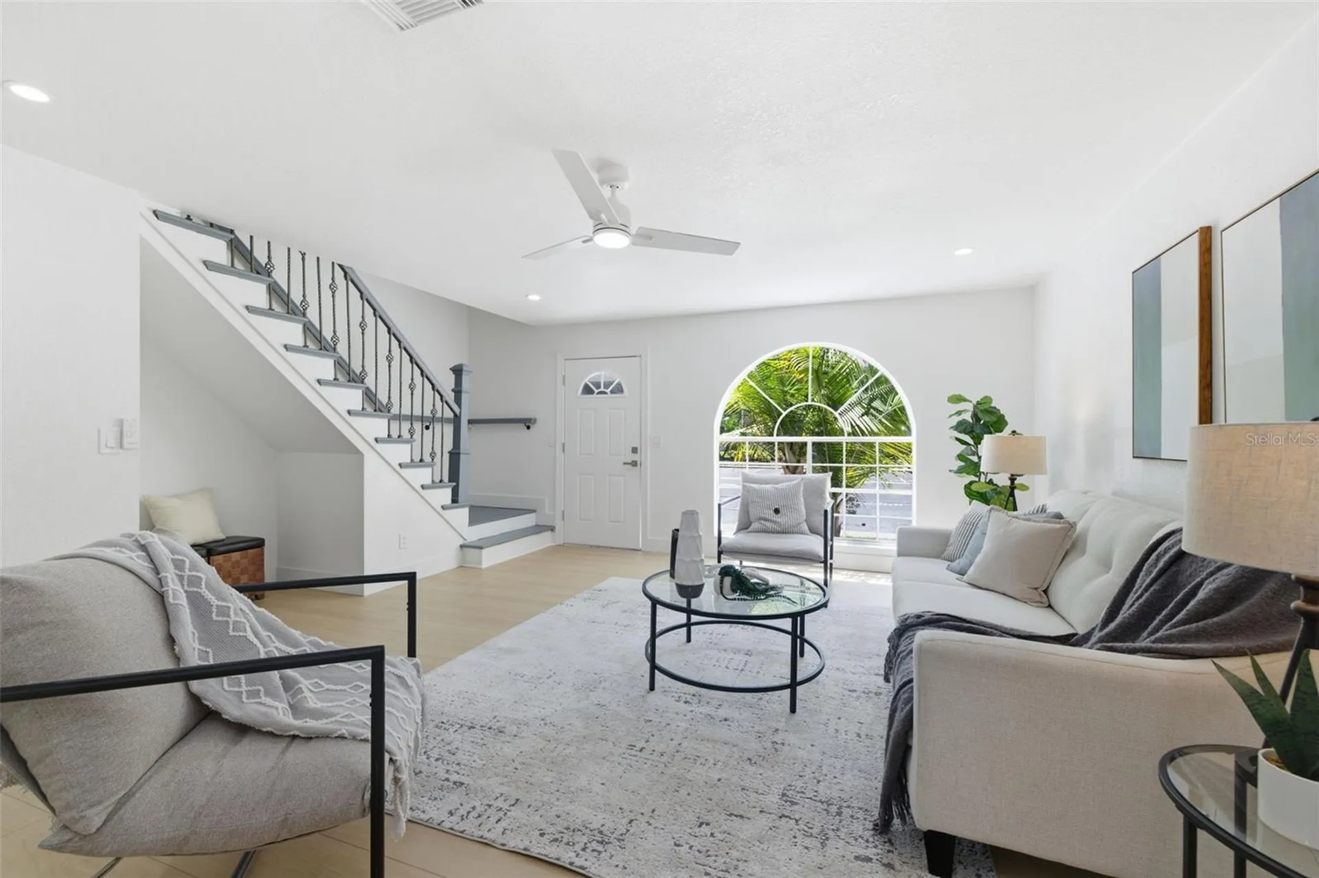 1555 Chateaux De Ville Court Clearwater FL 33764