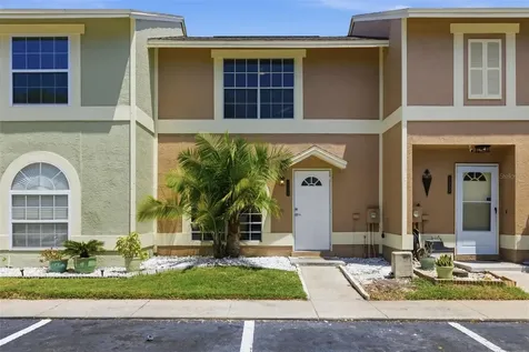 1555 Chateaux De Ville Court Clearwater FL 33764