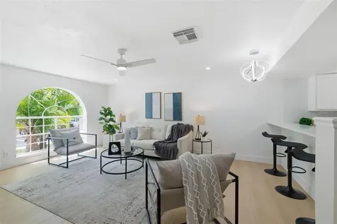 1555 Chateaux De Ville Court Clearwater FL 33764
