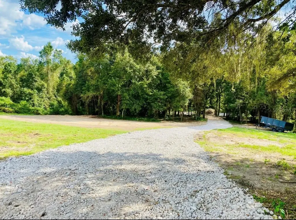33234 Chipco Ranch Road Dade City FL 33523