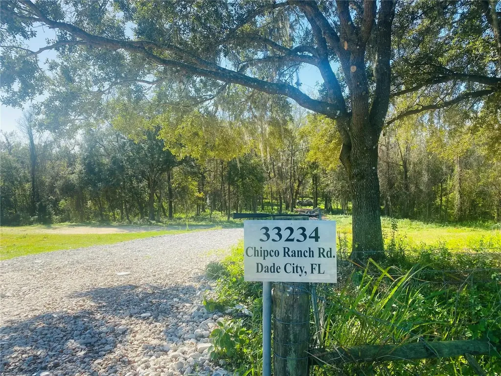 33234 Chipco Ranch Road Dade City FL 33523