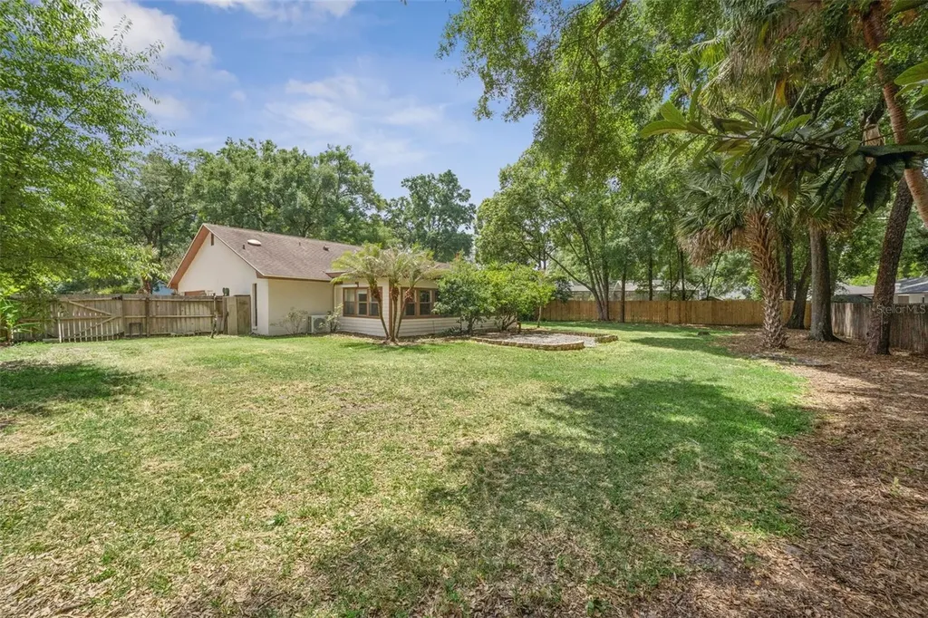 424 Knoll Tree Lane Apopka FL 32712