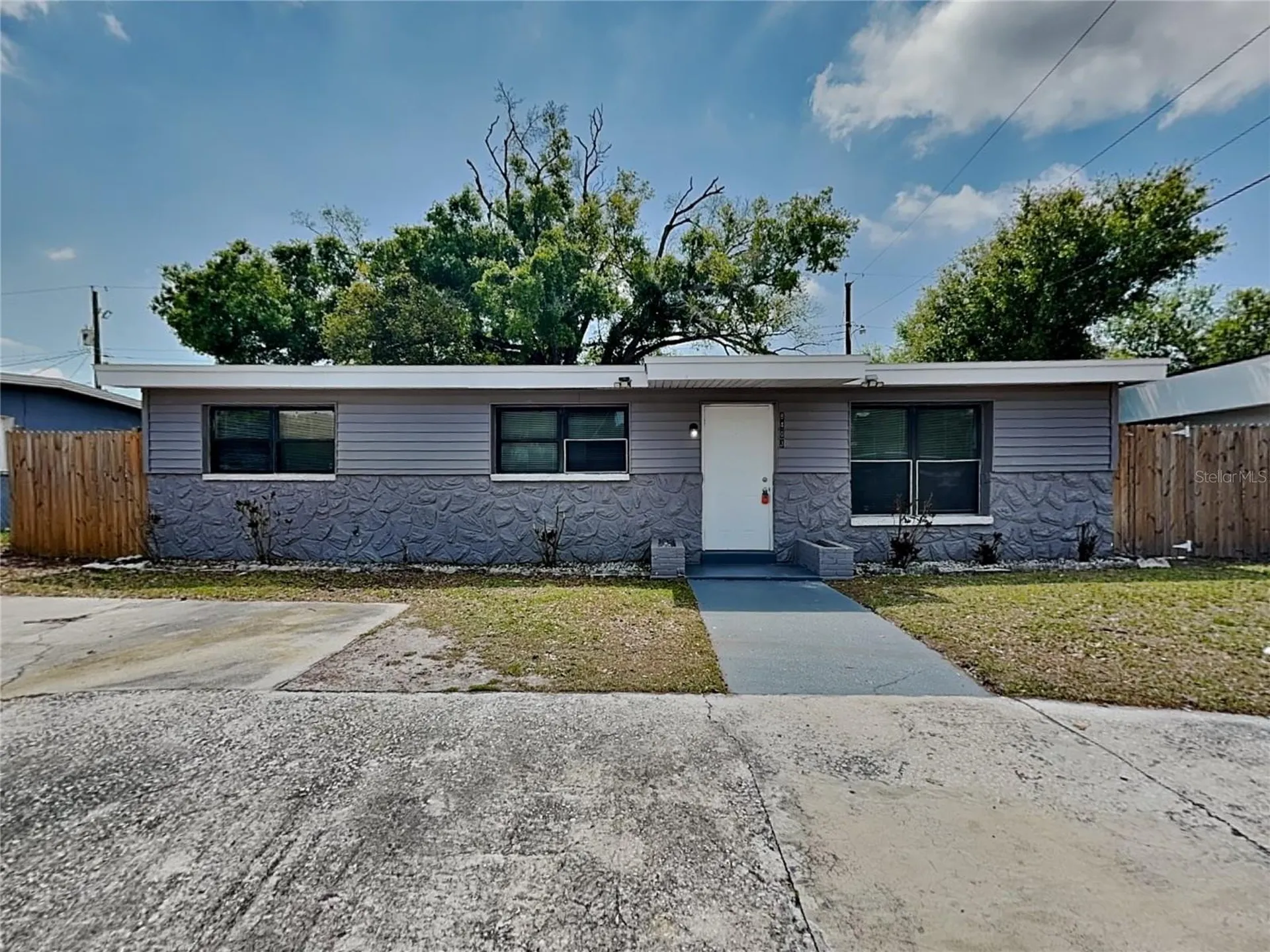8403 Libby Lane Tampa FL 33619