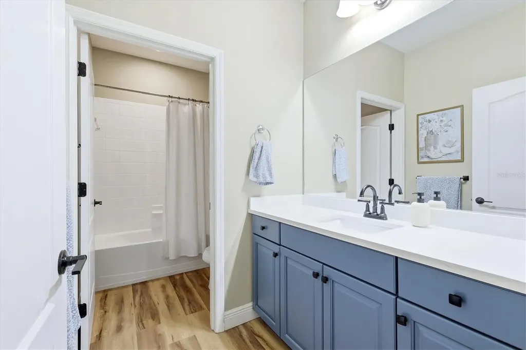 1307 Thornbury Drive Parrish FL 34219