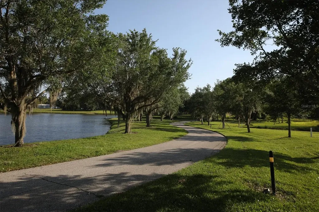 1307 Thornbury Drive Parrish FL 34219