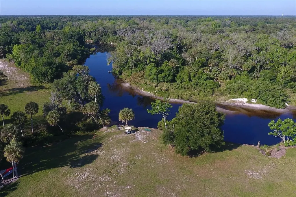 1307 Thornbury Drive Parrish FL 34219