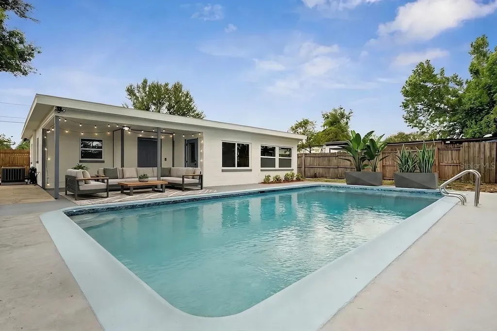 713 Thalia Drive Orlando FL 32807