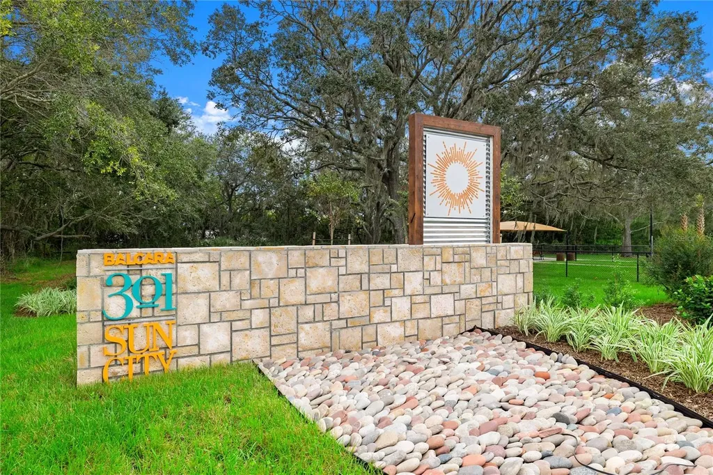 5095 Capri Harbor Drive Wimauma FL 33598