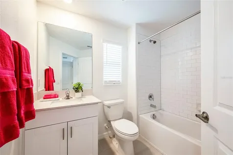 5095 Capri Harbor Drive Wimauma FL 33598