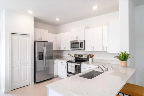 5095 Capri Harbor Drive Wimauma FL 33598