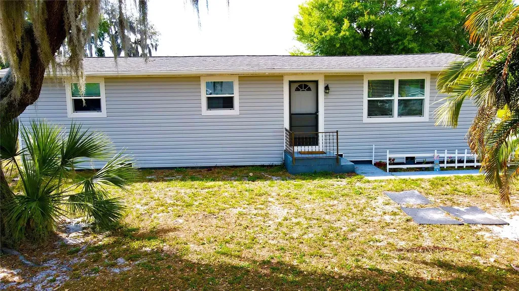 111 NE Palencia Road Auburndale FL 33823
