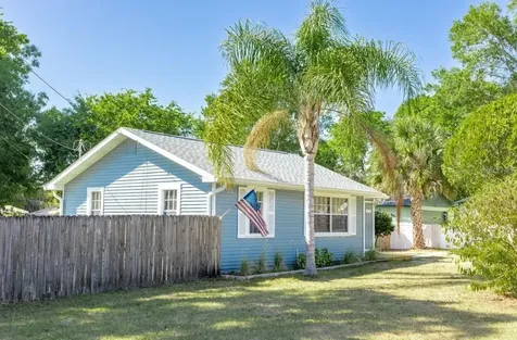 12706 Forest Street Tampa FL 33612