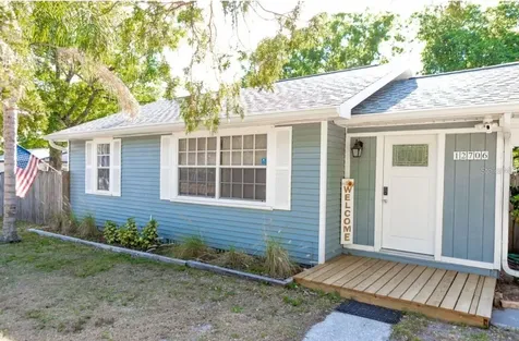 12706 Forest Street Tampa FL 33612
