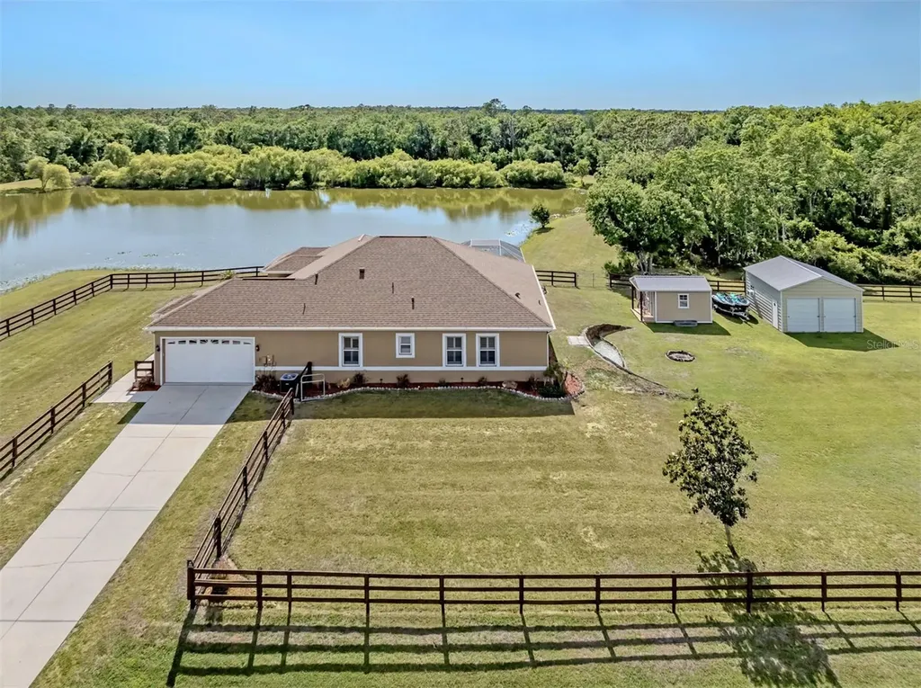 8140 260th Street E Myakka City FL 34251