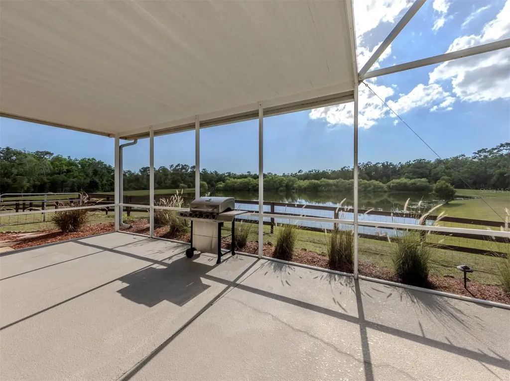 8140 260th Street E Myakka City FL 34251