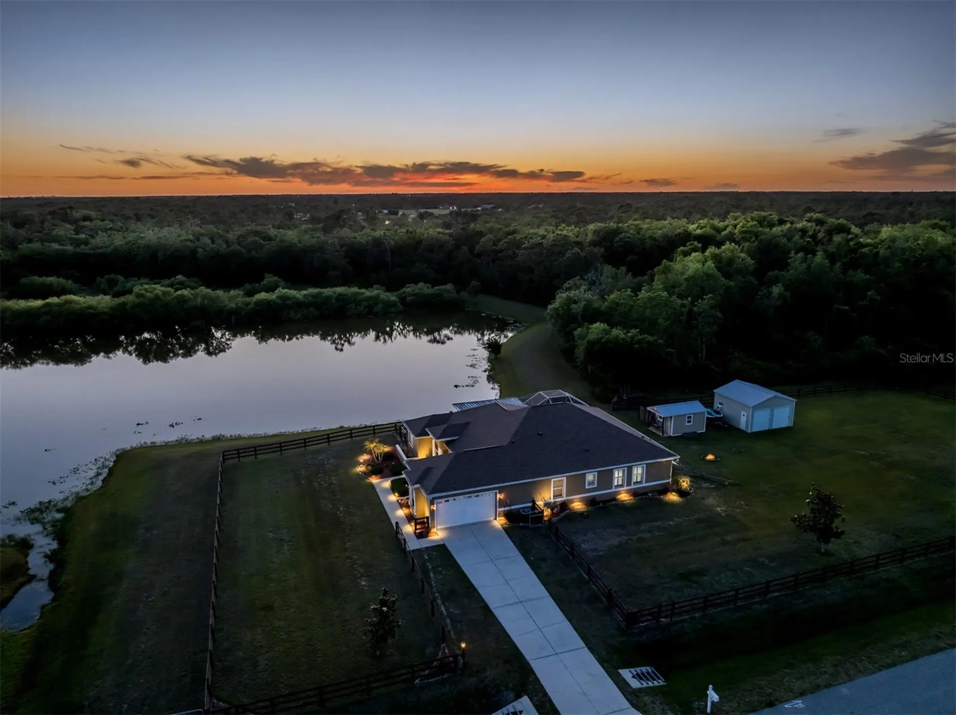 8140 260th Street E Myakka City FL 34251