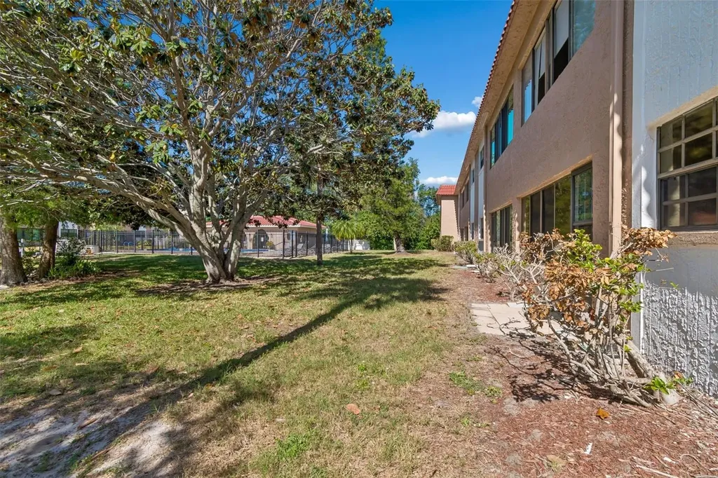 1750 Belleair Forest Drive Belleair FL 33756