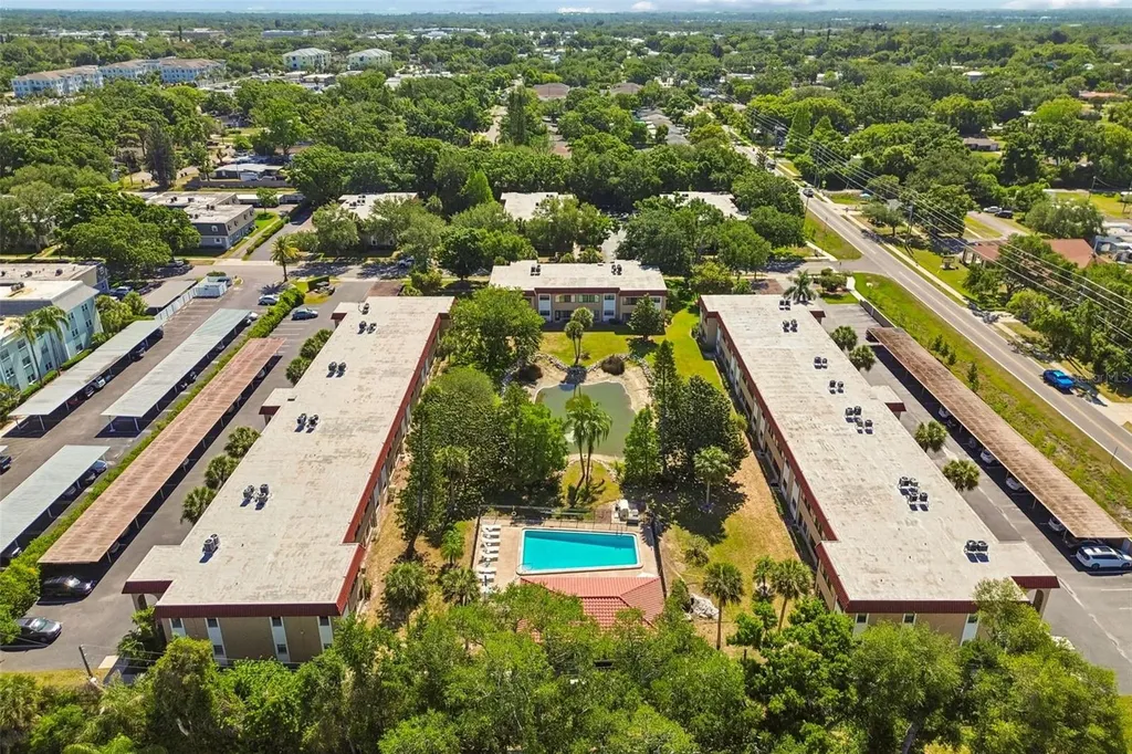 1750 Belleair Forest Drive Belleair FL 33756