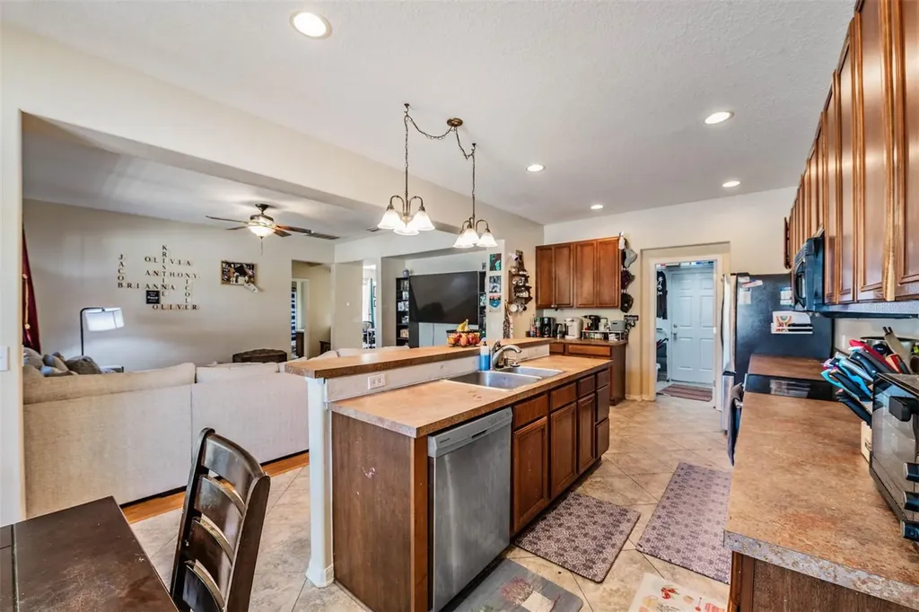 10945 Subtle Trail Drive Riverview FL 33569