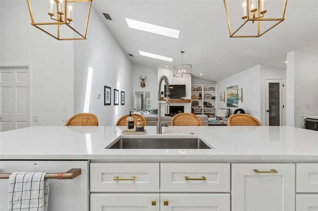 3337 Hyde Park Drive Clearwater FL 33761