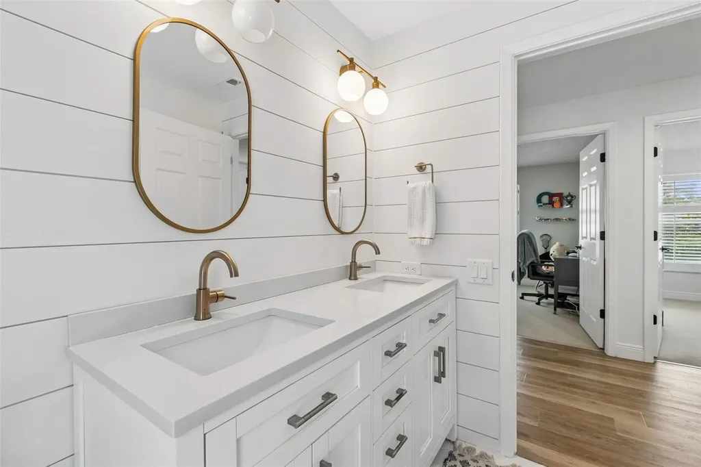 3337 Hyde Park Drive Clearwater FL 33761