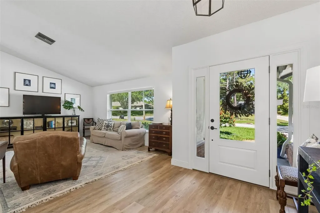 3337 Hyde Park Drive Clearwater FL 33761