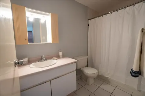 Cond Caparra Chalets 8 Guaynabo PR 00966