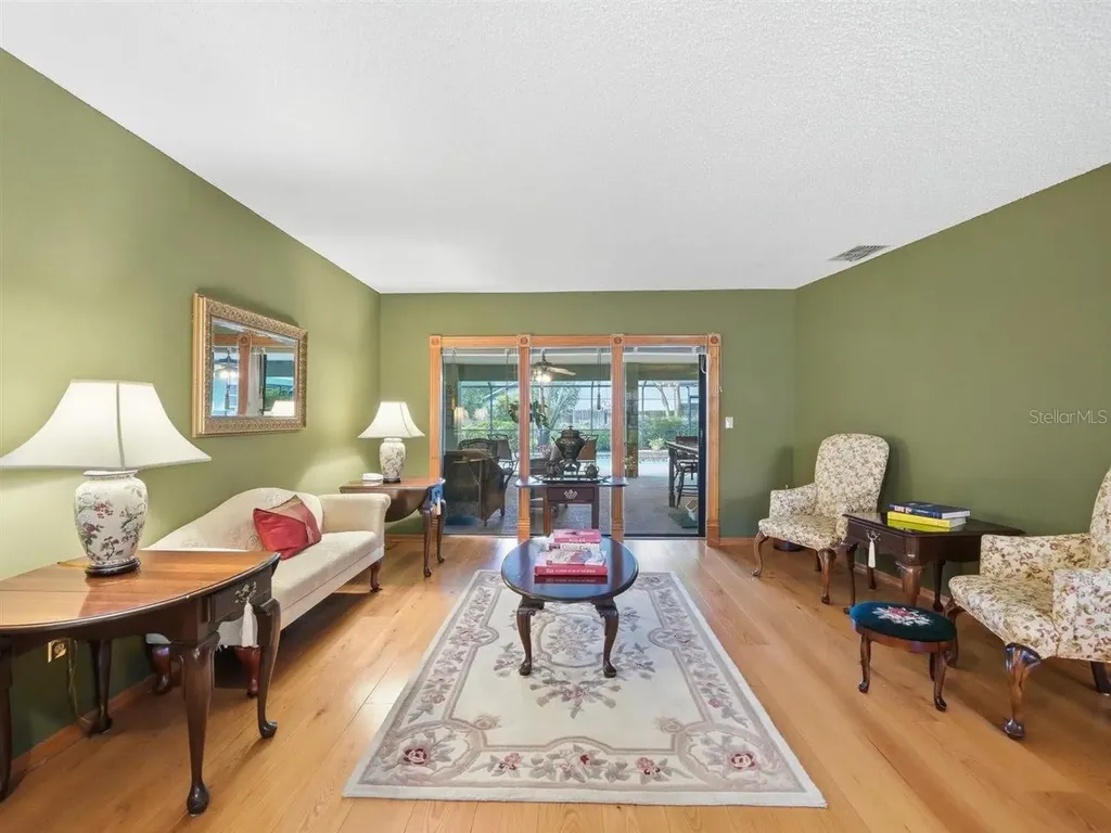 5046 Barrowe Drive Tampa FL 33624