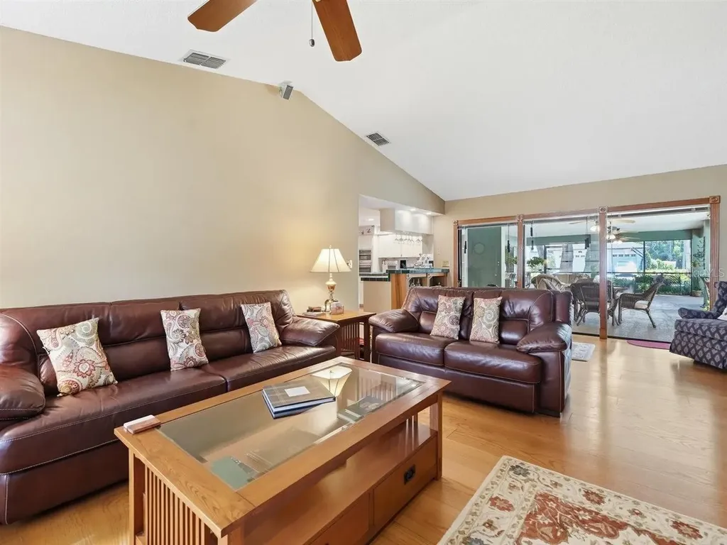 5046 Barrowe Drive Tampa FL 33624