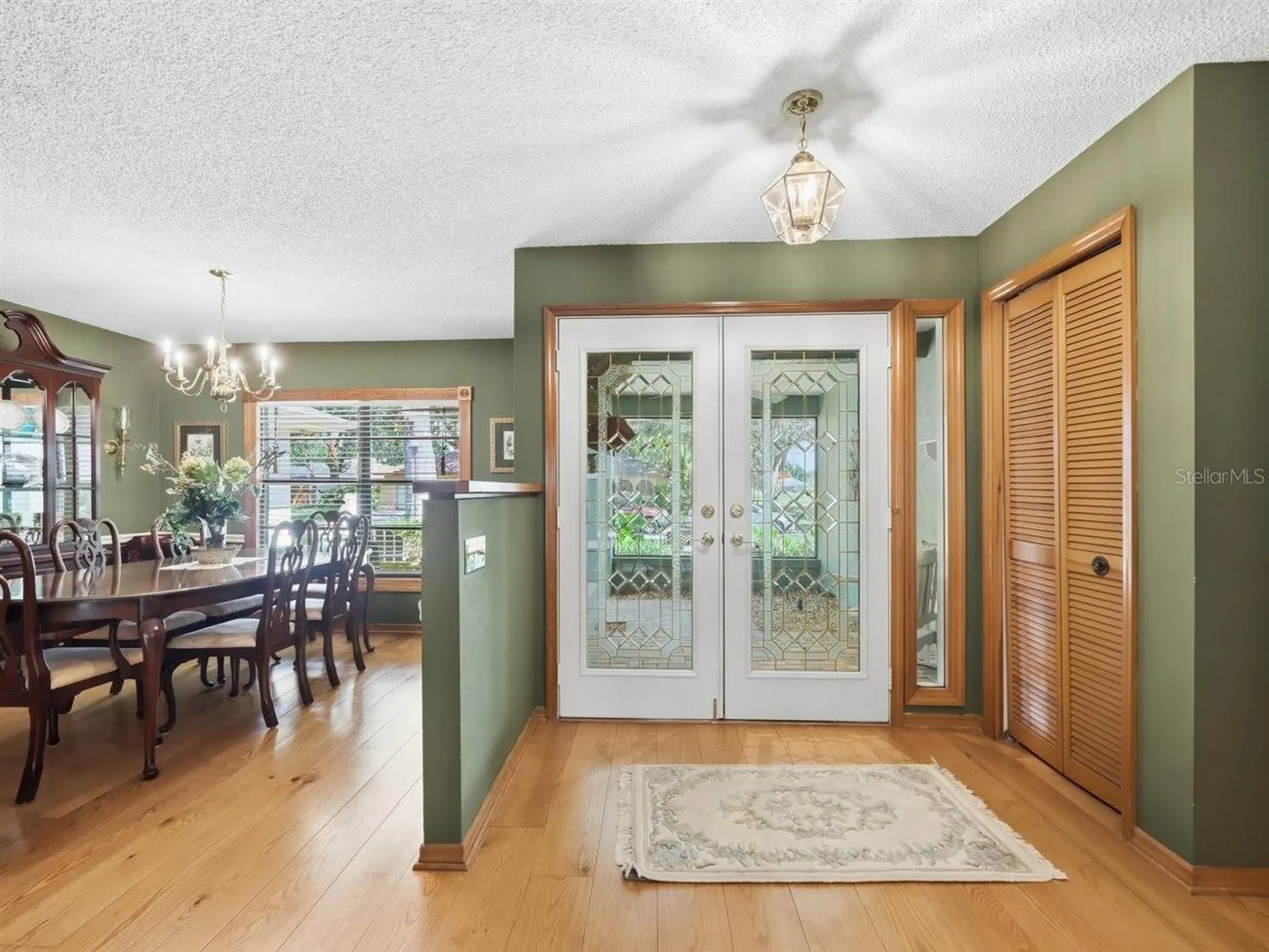 5046 Barrowe Drive Tampa FL 33624